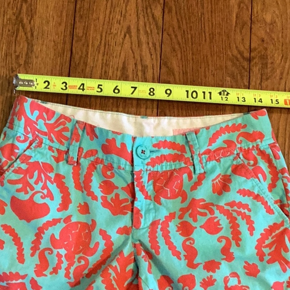 Lilly Pulitzer Callahan shorts. “Don't Be Shellfish”.  Women’s size 4 - Picture 9 of 14